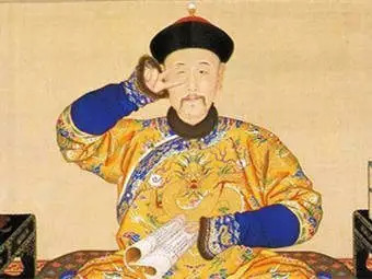 帝后画像被“玩”成表情包