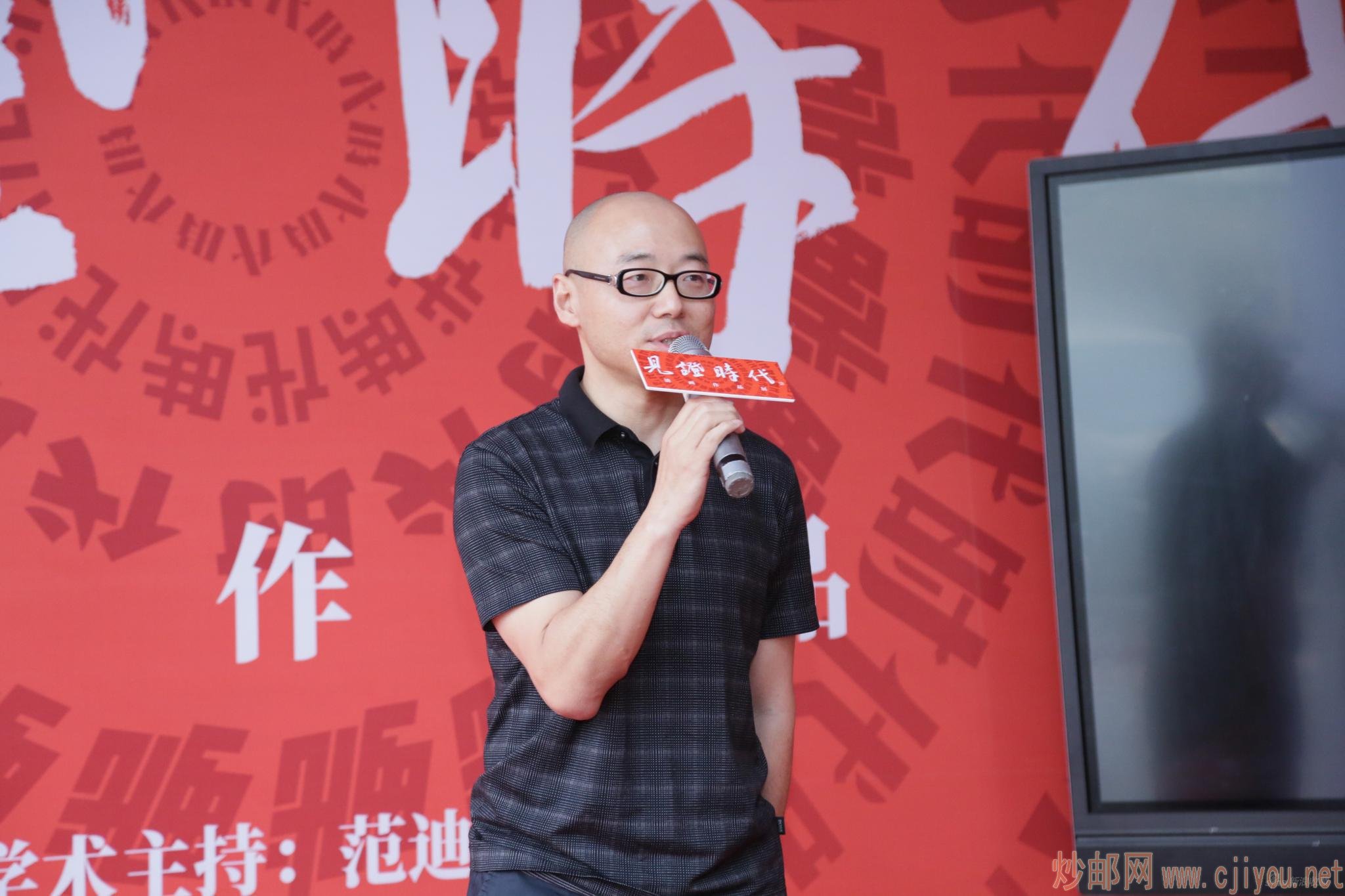 չ����չ�ˣ���������ѧԺ�ͻ�ϵֱ����֧����ǣ���ʿ����ʦԬԪ���ڿ�Ļ�´�